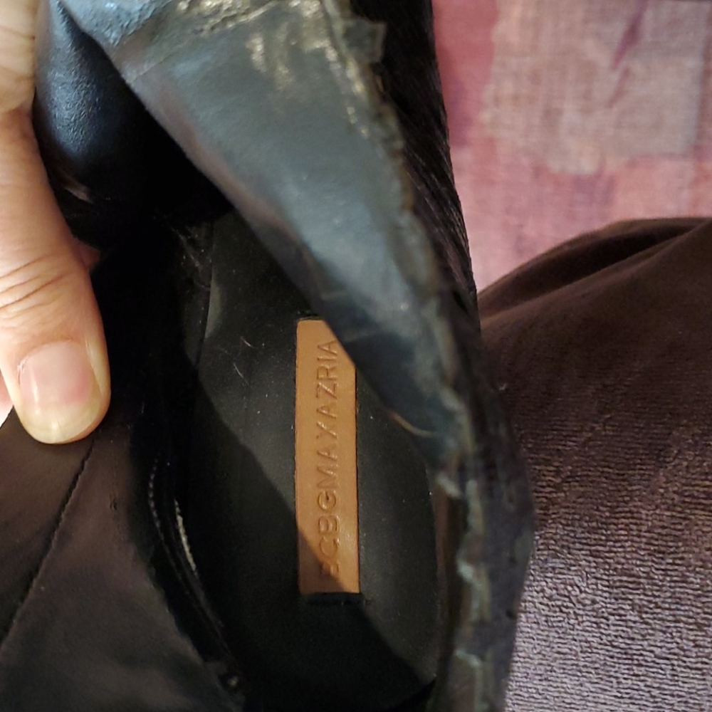 Shoes - Picture 4 of 7